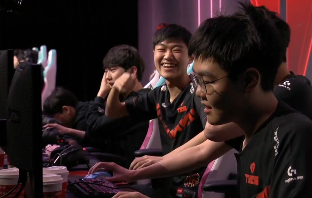 开云-TL不断突破！，JackeyLove连续十五场比赛得分超过重要助攻热度持续攀升-开云