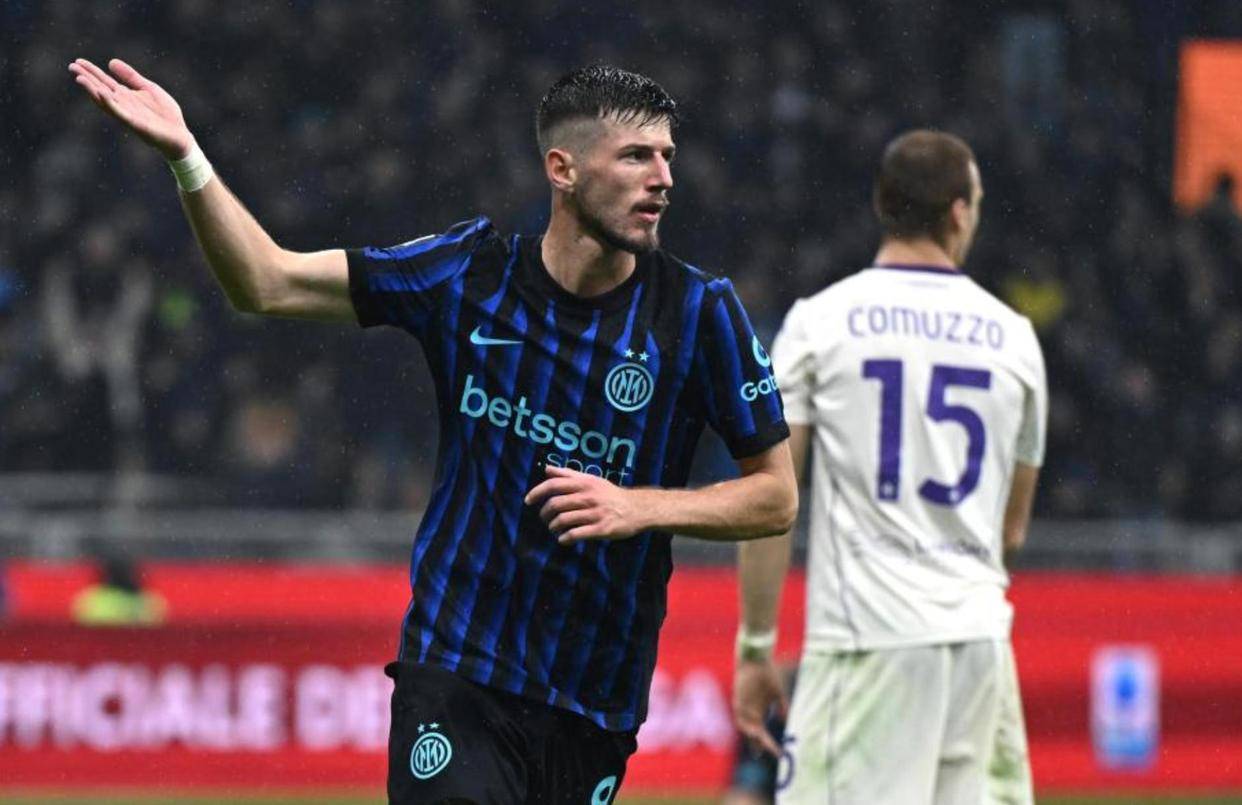 开云体育-包含加时末段体能课后，国际米兰豪取连胜备战国王杯，质疑声仍在，阵容厚度经受考验的词条-开云体育