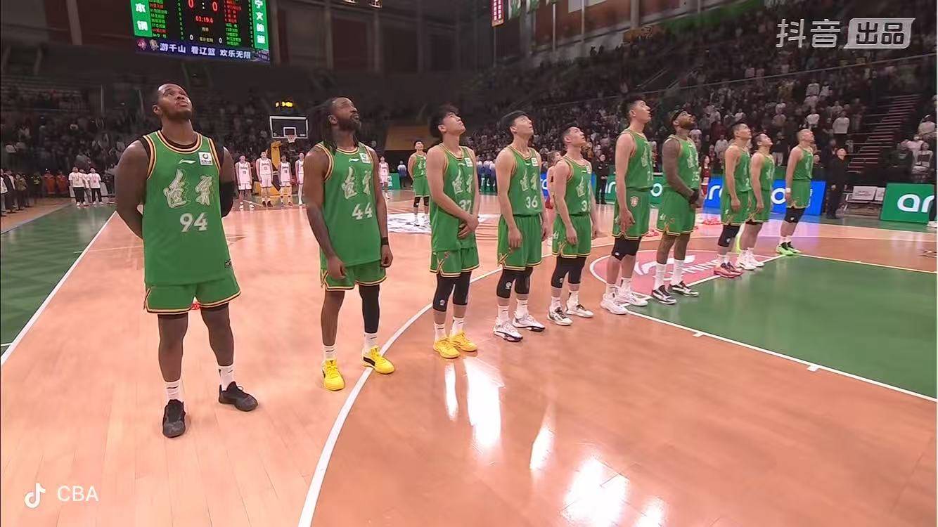 开云体育-梅西爆冷击败美国队辽宁本钢围绕CBA季后赛战术微调，这操作让人直呼：夏洛特黄蜂赛后调整名单的简单介绍-开云体育