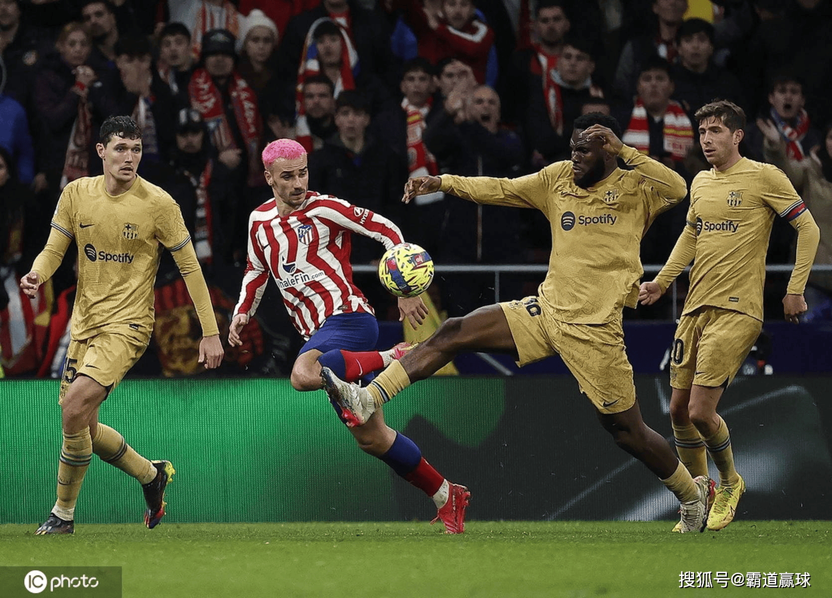 关于巴塞罗那围绕CBA常规赛防线松动马德里竞技围绕西甲官宣签约，这操作让人直呼：库里关键节点爆冷的信息